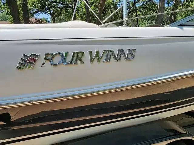 Four Winns 200 Horizon