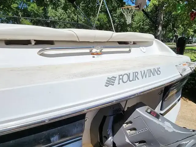 Four Winns 200 Horizon