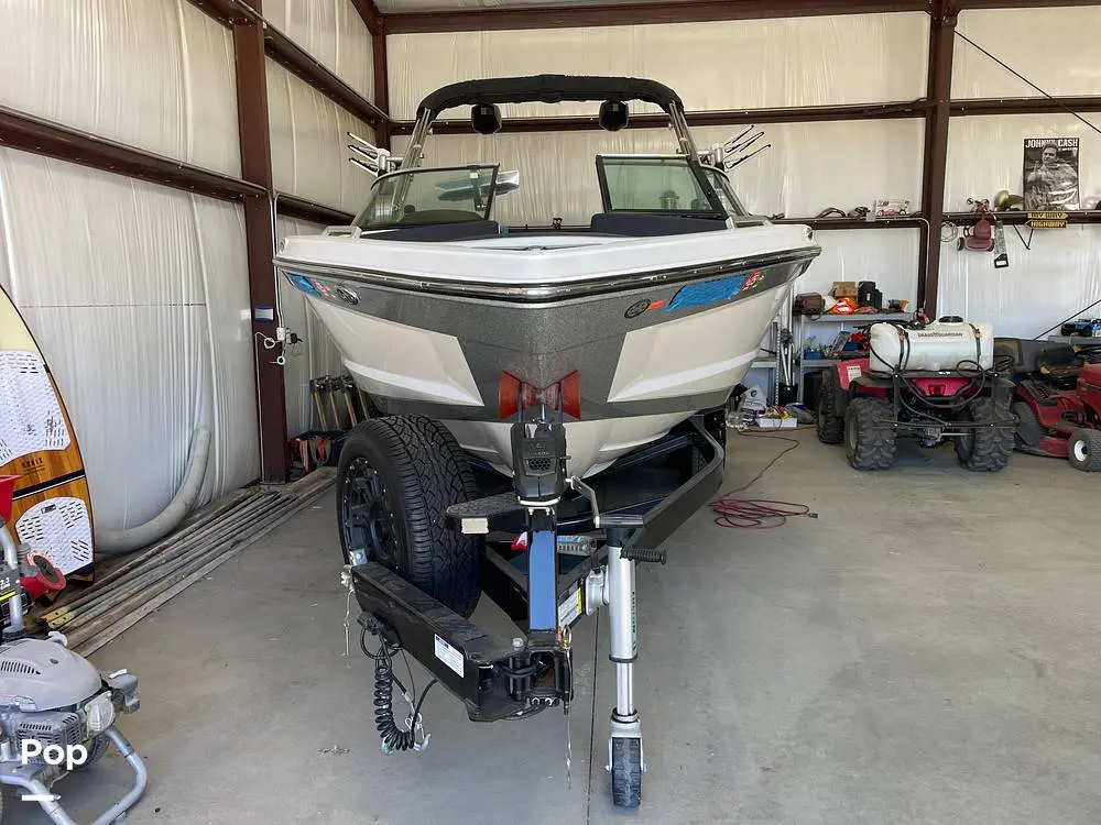 2021 Mastercraft xt 23