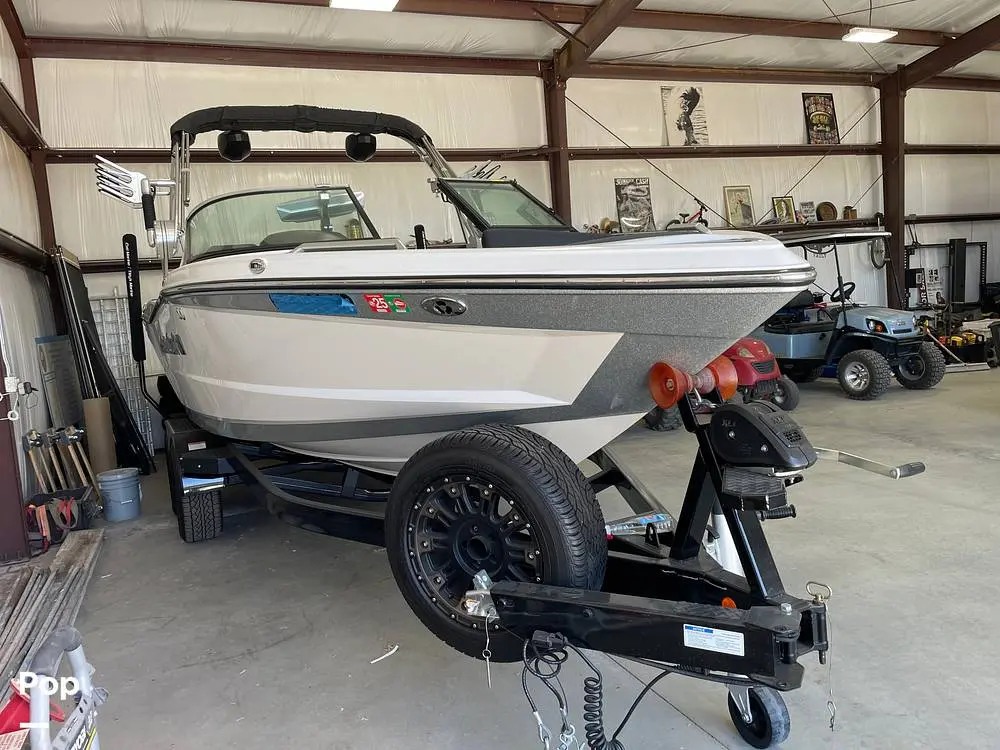 2021 Mastercraft xt 23