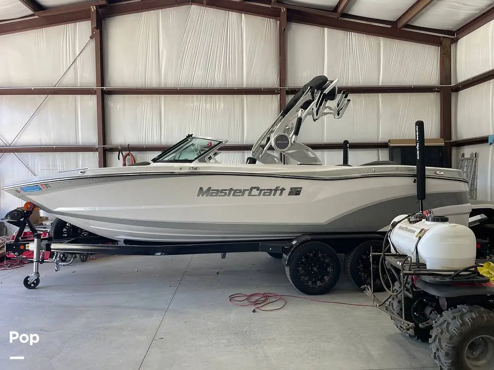 2021 Mastercraft xt 23