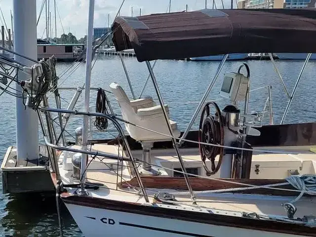 Cape Dory 36