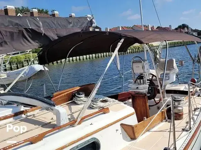 Cape Dory 36