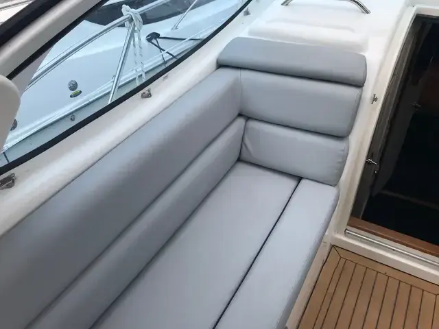 Sealine S28