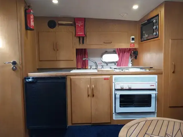 Fairline Targa  Touring 33