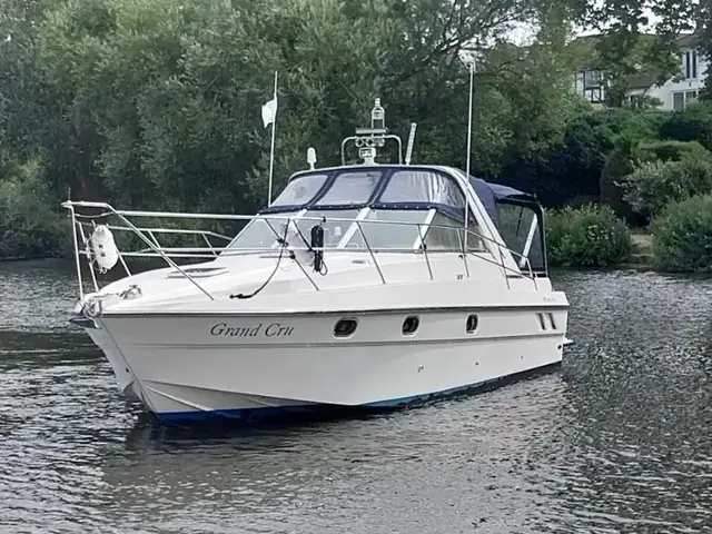 Fairline Targa  Touring 33