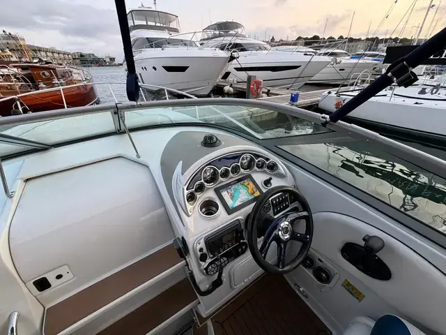 Crownline 270 Cr