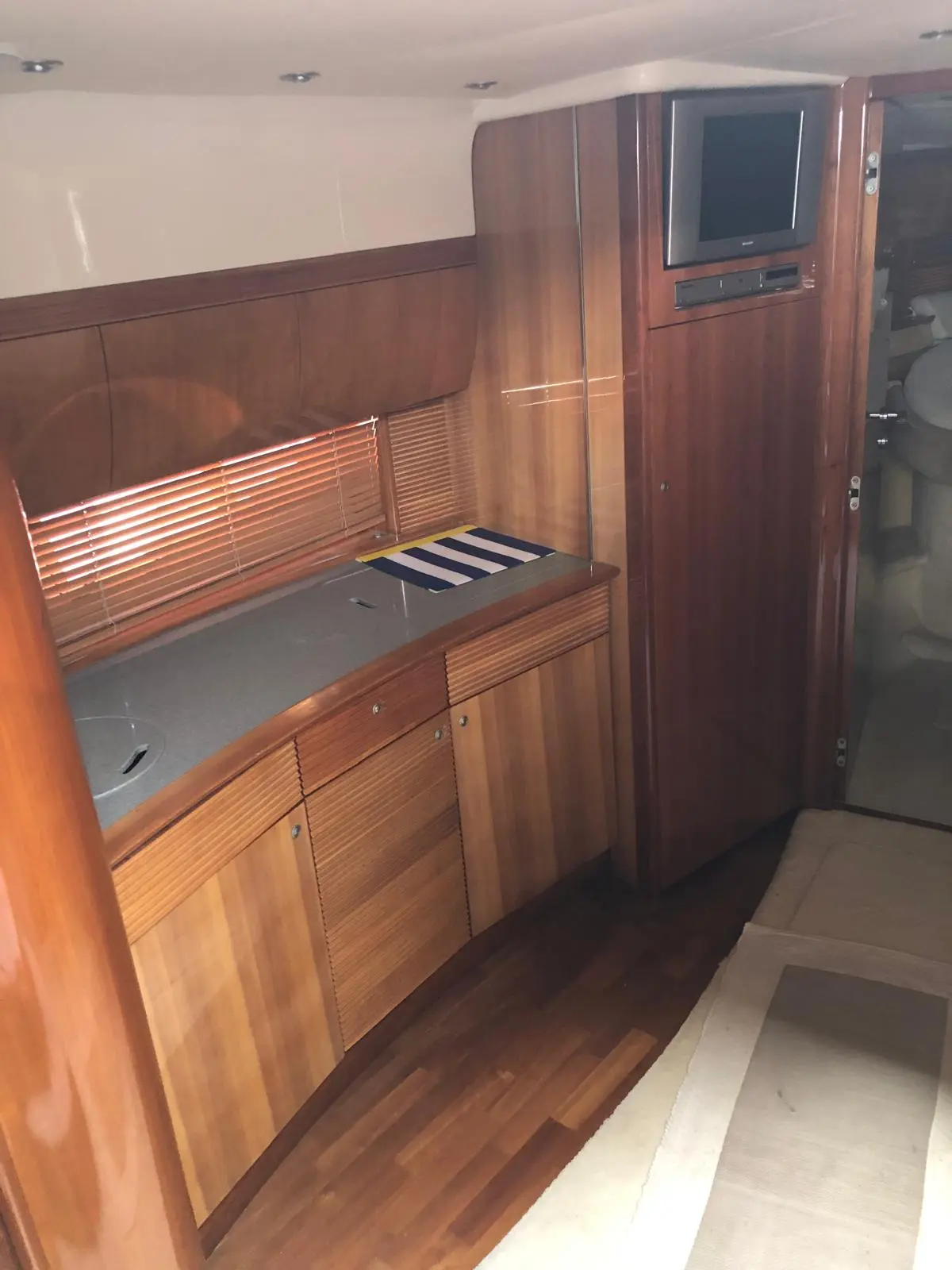 2005 Gobbi atlantis 42