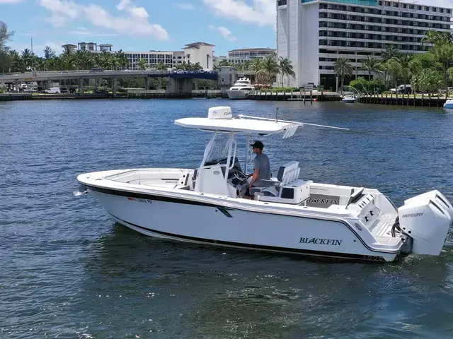 Blackfin Boats 252CC