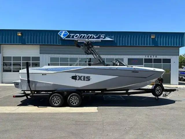 Axis Boats T250