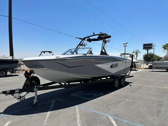 Axis Boats T250