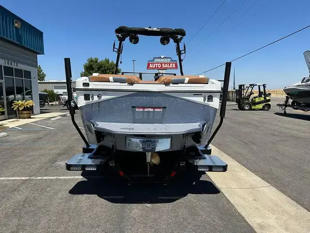 Axis Boats T250