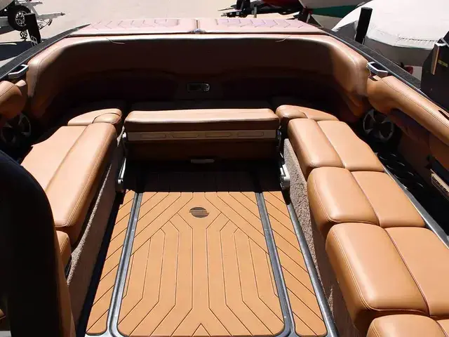 Malibu 25 LSV