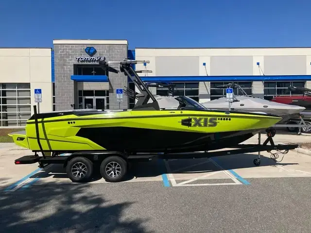 Axis Boats A225