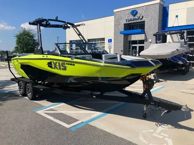 Axis Boats A225