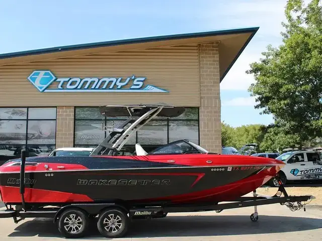 Malibu Wakesetter 23 LSV