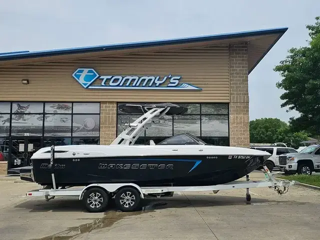 Malibu Wakesetter 23 LSV