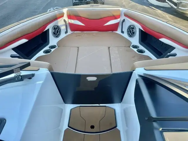 Axis Boats T250