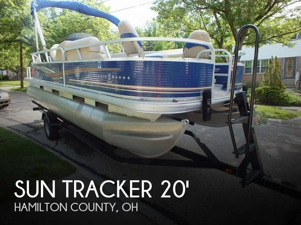 Fishin Barge 20 DLX - Sun Tracker