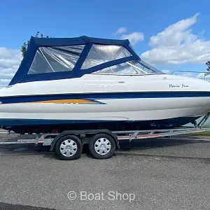 2004 Bayliner 212 Cuddy