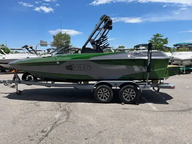 Axis Boats A20