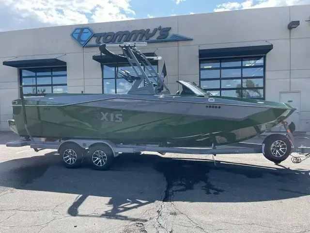 Axis Boats T250