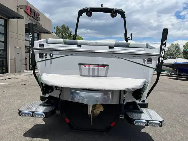 Axis Boats T235