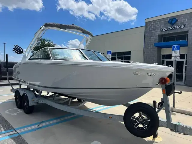 Cobalt CS23 Surf