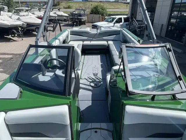 Axis Boats T250