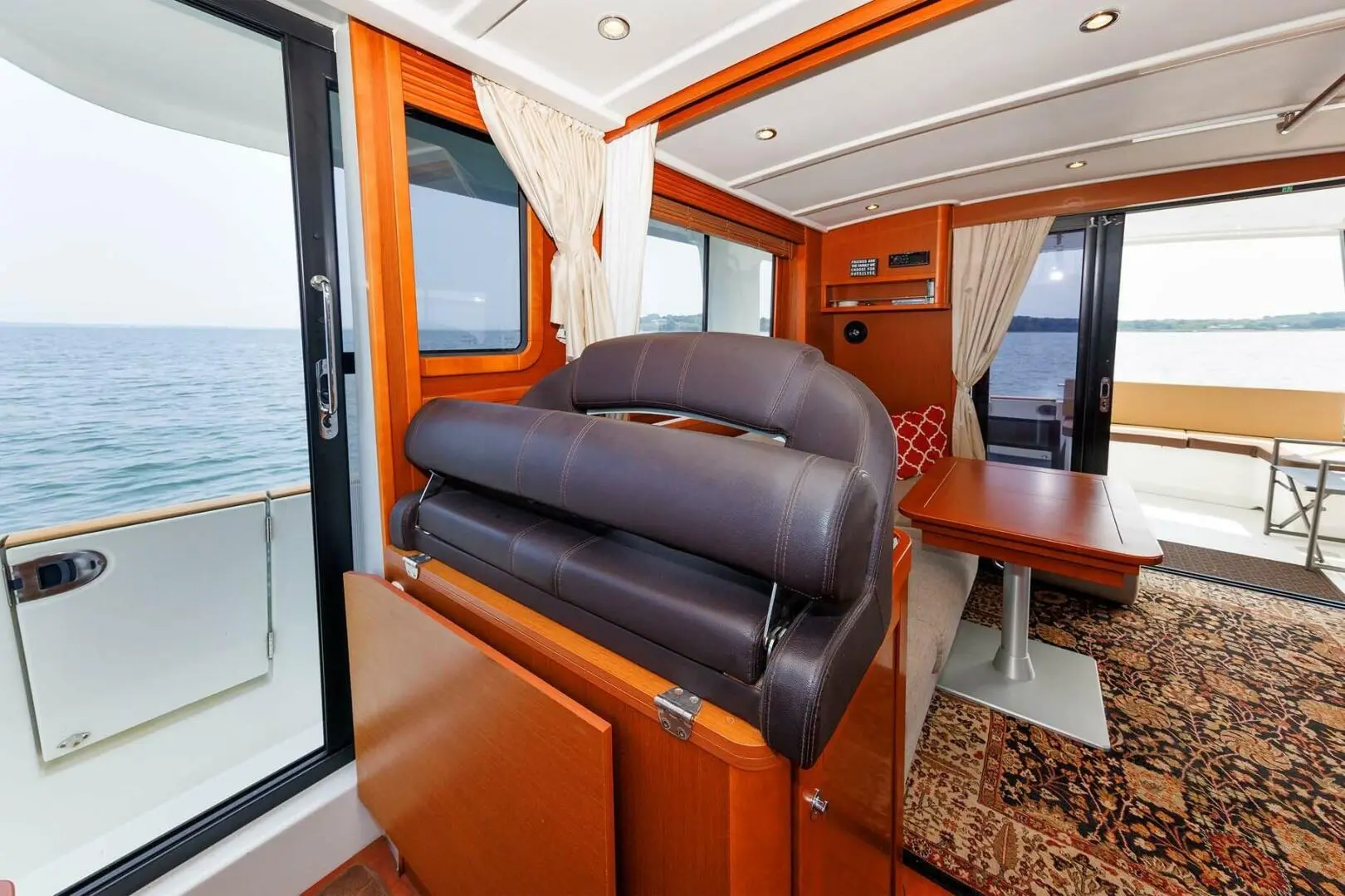 2016 Beneteau swift trawler 44