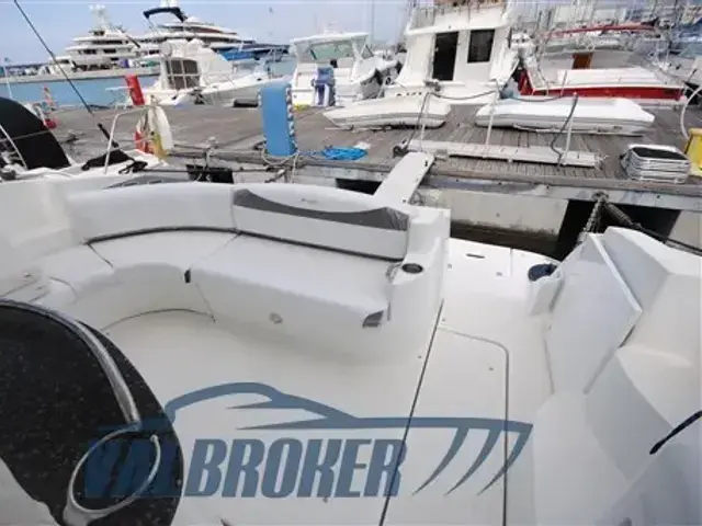 Cruisers Yachts 390 Sc