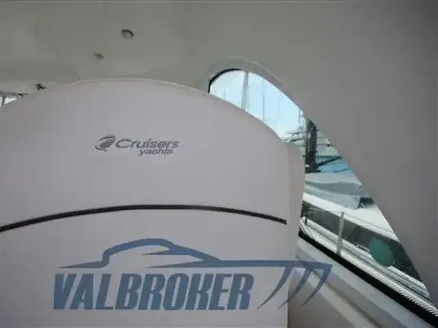 Cruisers Yachts 390 Sc