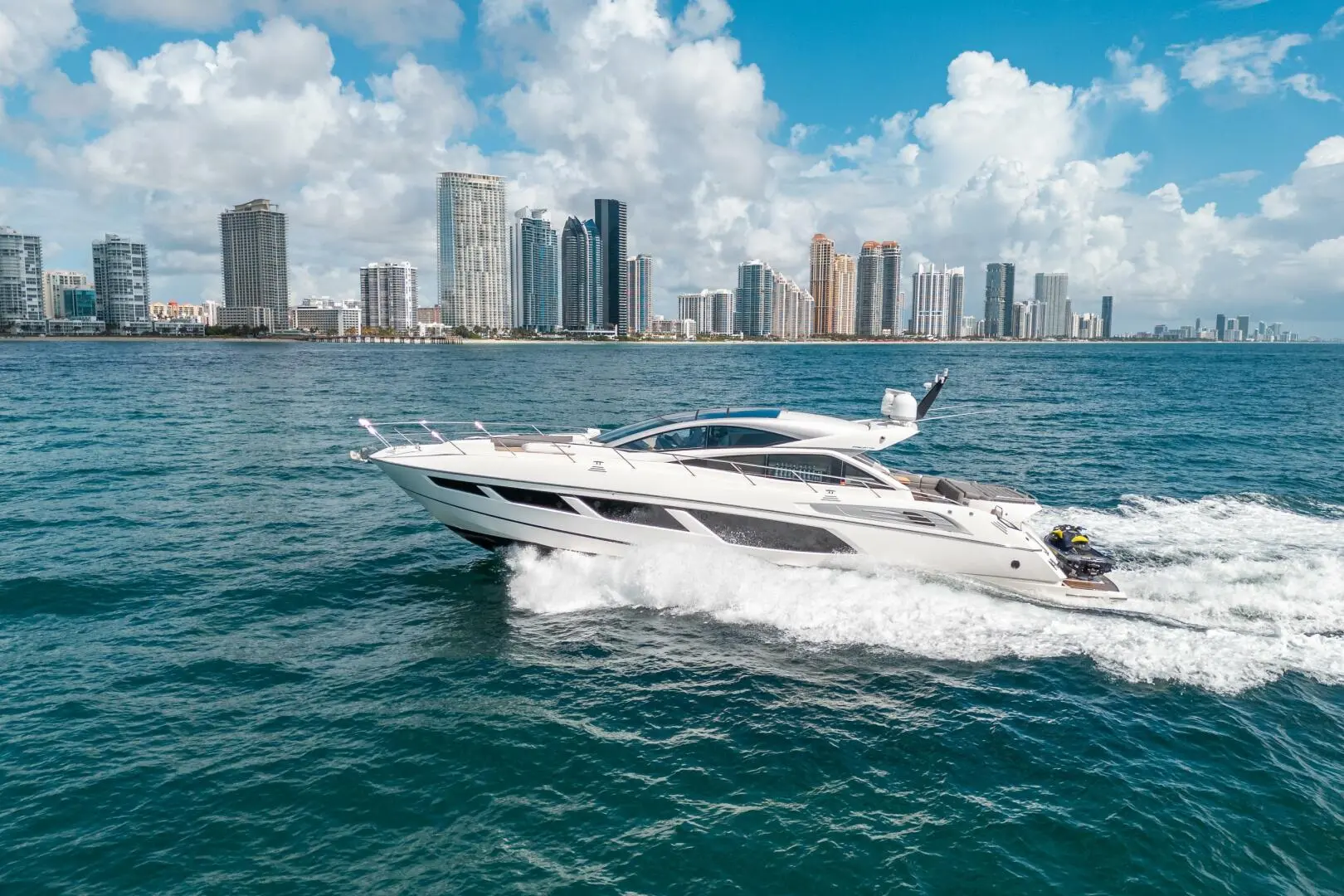 2018 Sunseeker predator 68