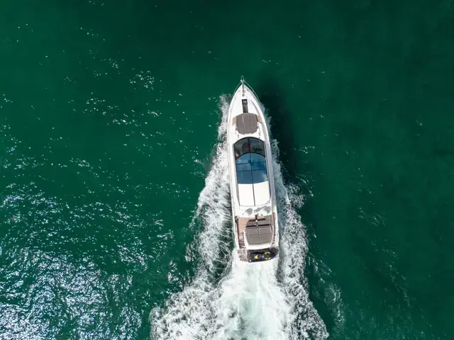 Sunseeker Predator 68