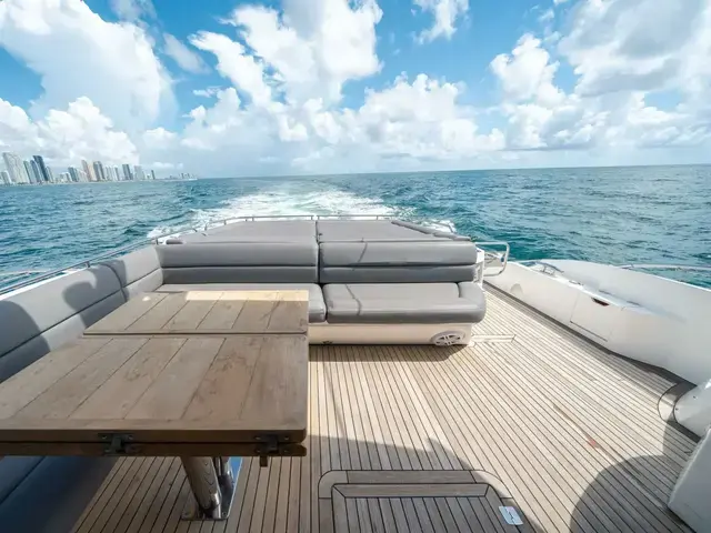 Sunseeker Predator 68