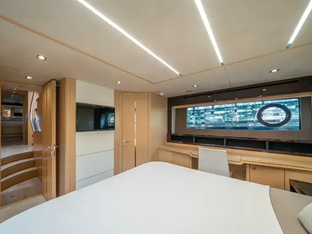 Sunseeker Predator 68