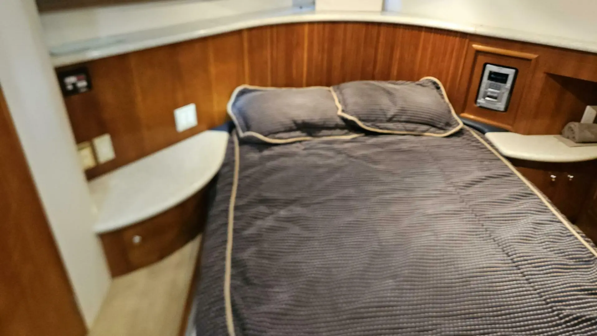 2000 Carver 450 voyager pilothouse