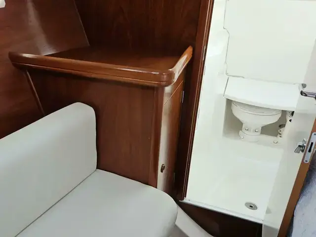 Beneteau 42