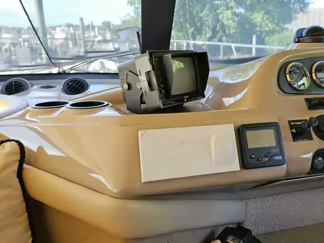 Carver 450 Voyager Pilothouse