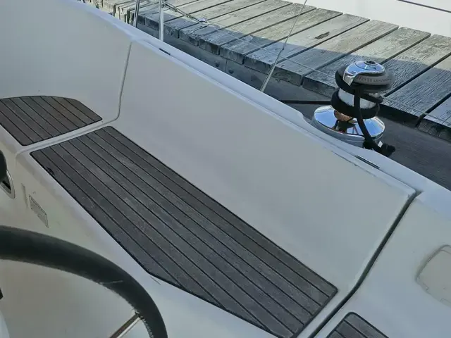 Beneteau 42