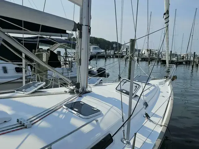 Beneteau 42