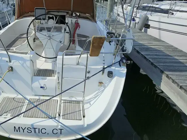 Beneteau 42