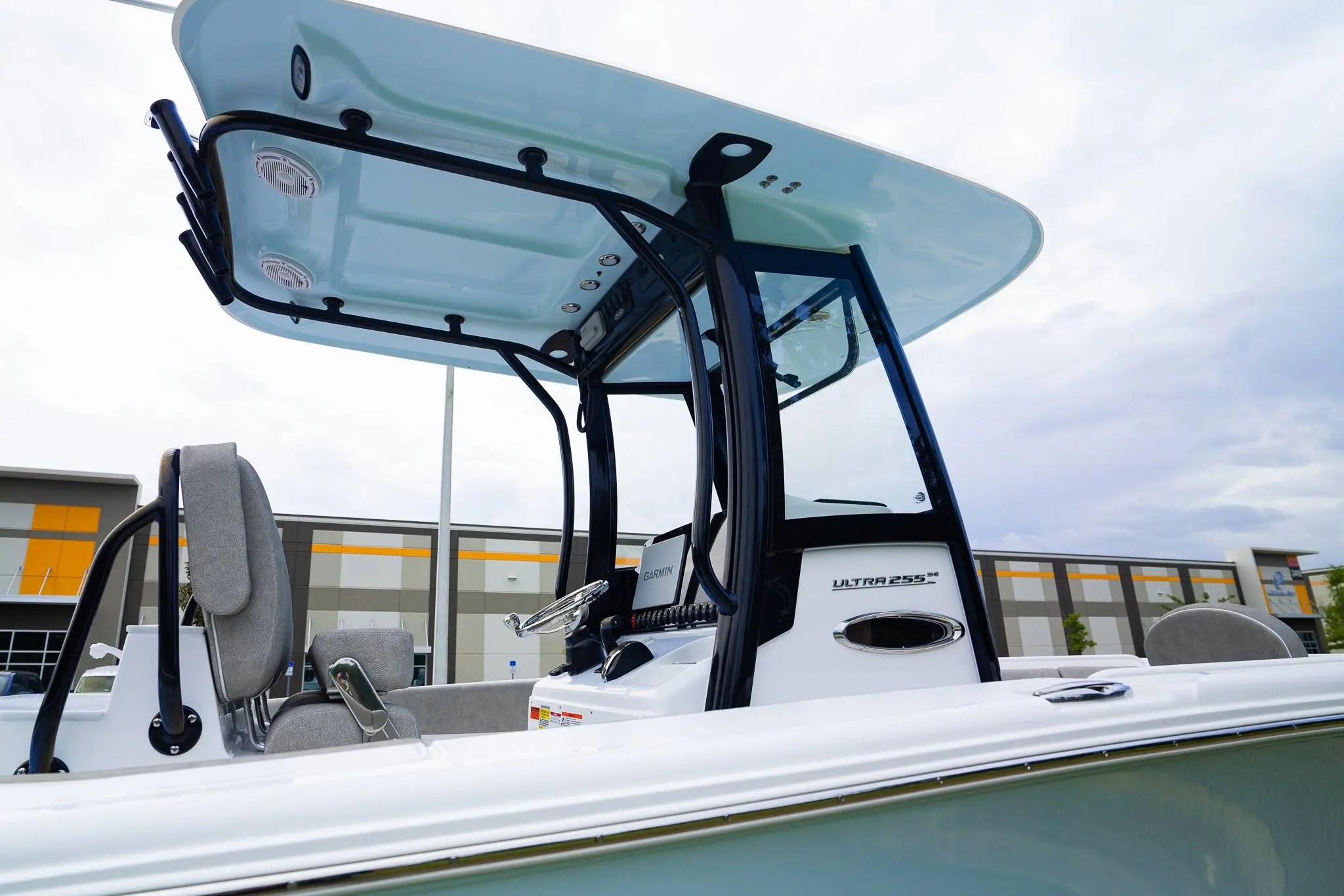 2025 Sea Hunt ultra 255 se