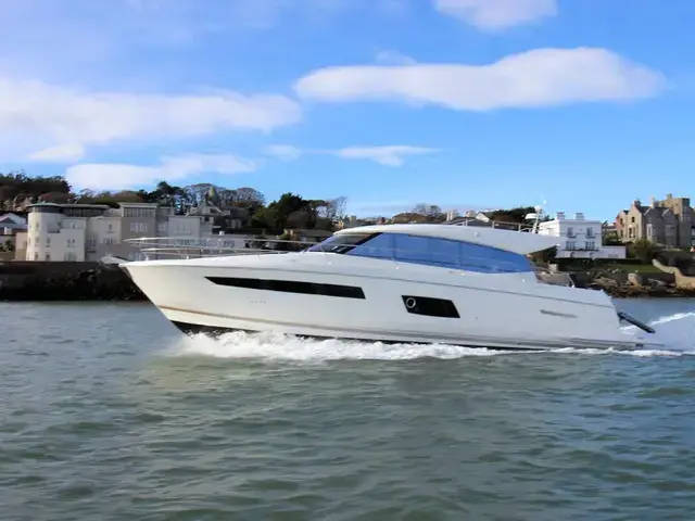 Prestige 560