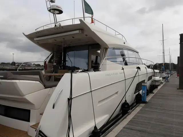 Prestige 560