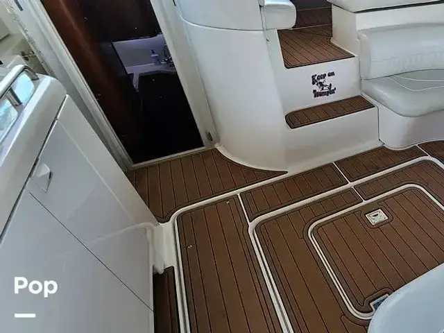 Cruisers Yachts 3772 Express