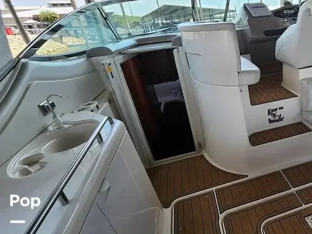 Cruisers Yachts 3772 Express