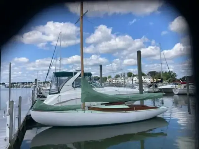 Herreshoff S Class