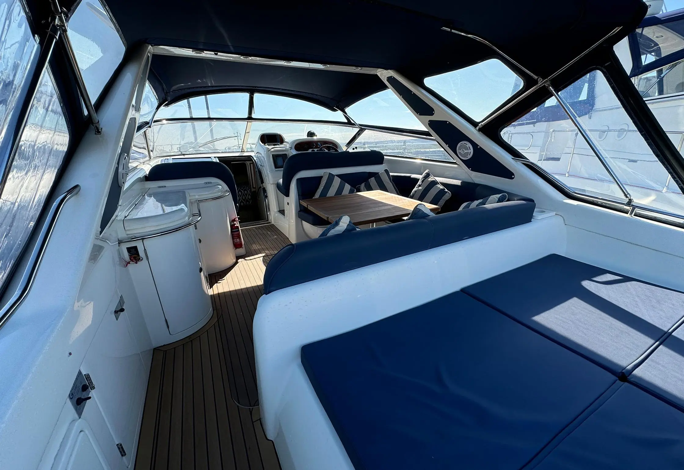 1993 Sunseeker mustique 42