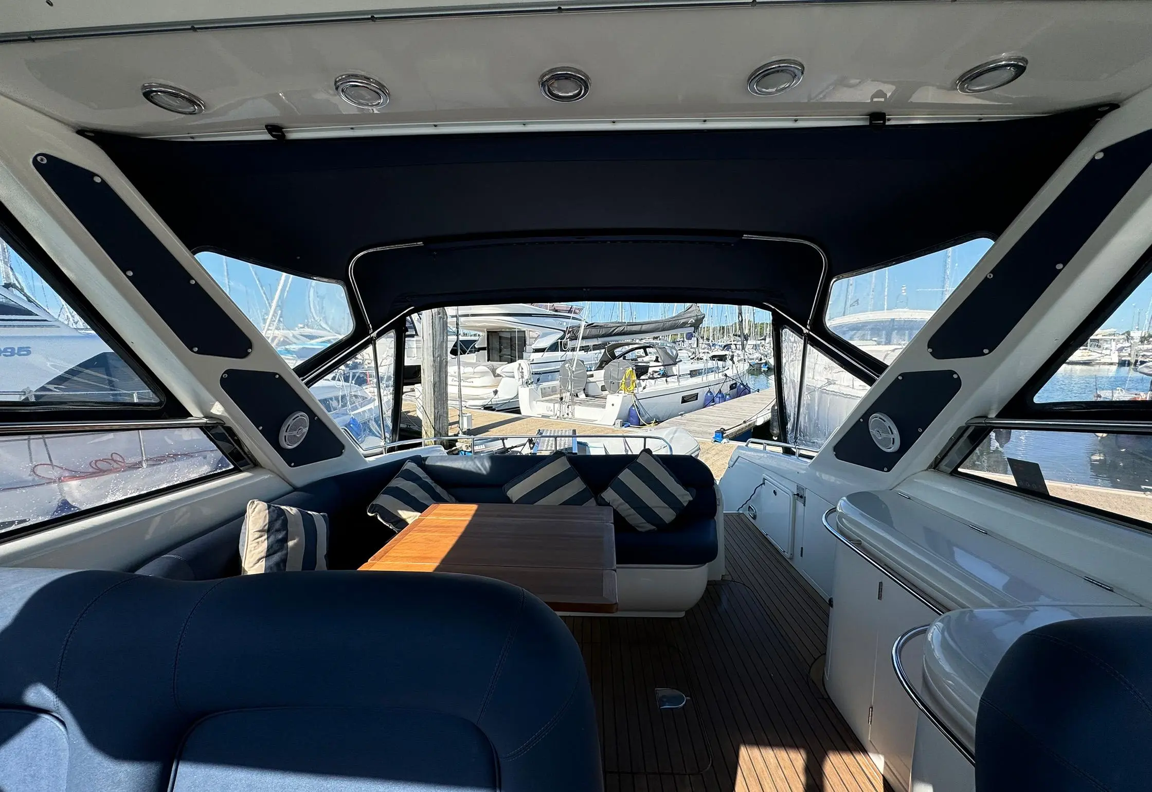 1993 Sunseeker mustique 42